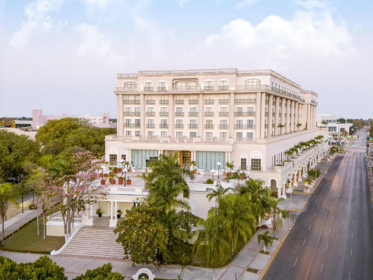 Fiesta Americana Merida Hotel Exterior photo